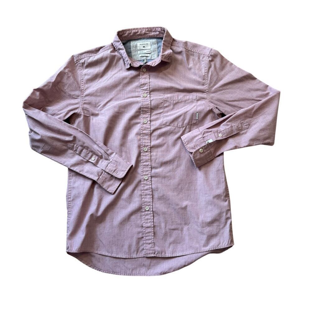 QUIKSILVER Modern Fit;  Long sleeve, button down, shirt, size Medium, Light Red